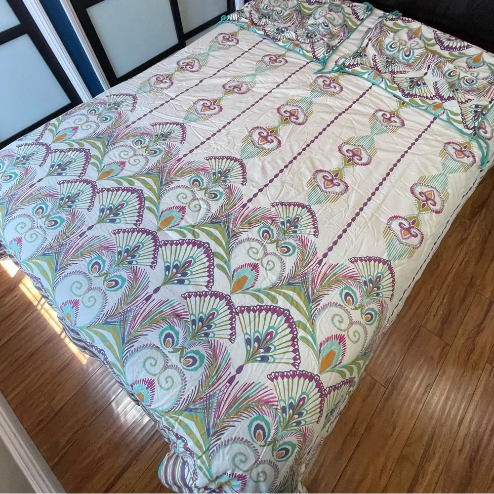 Boho Boutique “Beach Babe” Reversible Comforter Set.